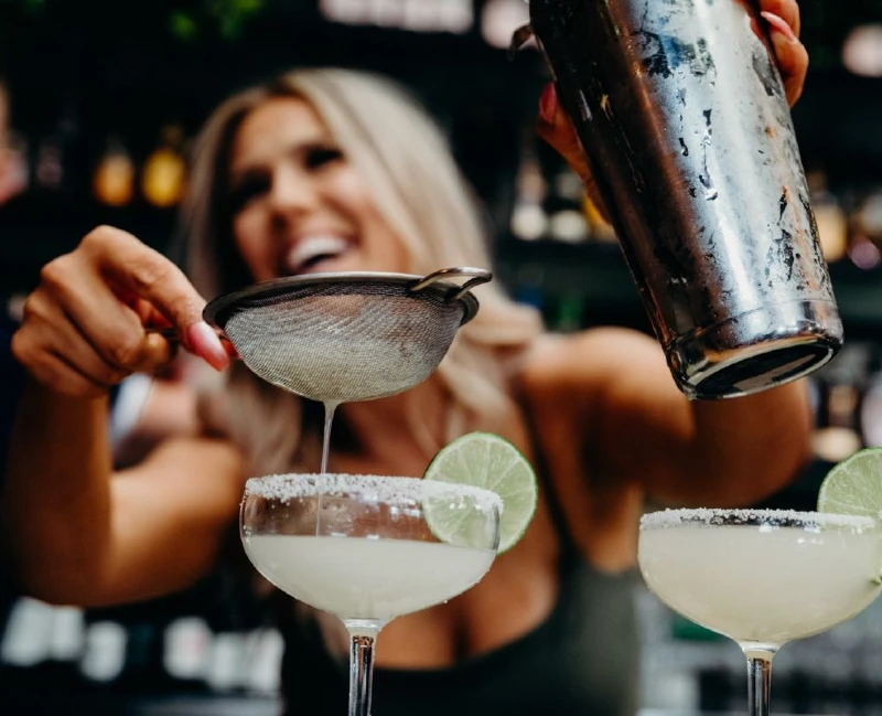 cocktail making class for hen party Perth WA